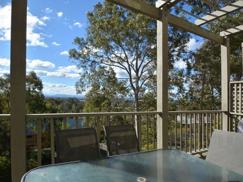 Villa 3br Bordeaux Resort Condo Located Within Cypress Lakes Resort (nothing Is More Central) - Darwin Holiday 3
