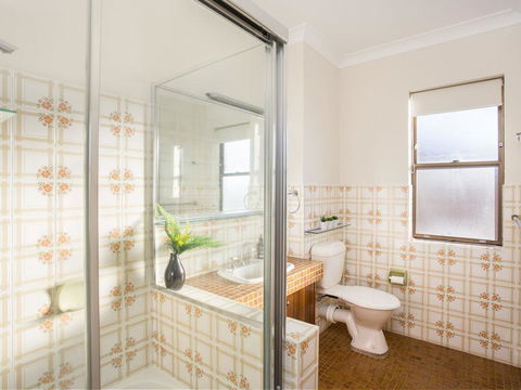 Villa Bianca 10 Opposite The Tanks - Darwin Holiday 1