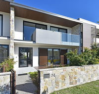 Villa Capri Waterside at Trinity Point - Darwin Holiday