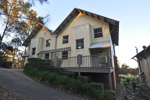 Villa Executive 2br Fiano Resort Condo Located Within Cypress Lakes Resort (nothing Is More Central) - Darwin Holiday 1