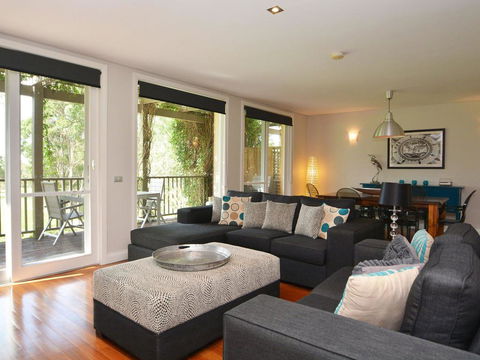 Villa Executive 2br Pokolbin Resort Condo Located Within Cypress Lakes Resort (nothing Is More Central) - Darwin Holiday 0