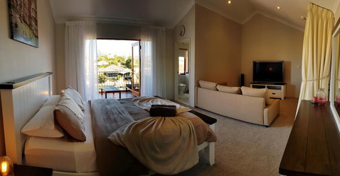 Villa Port Grimaud On Bouvard Island - Darwin Holiday 3