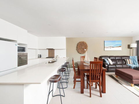 Villa Serene @ Fingal Bay - Darwin Holiday 2