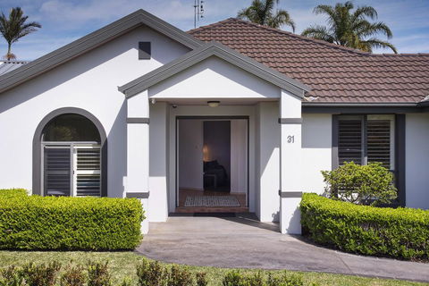 Village Drive 31 Ulladulla - Darwin Holiday 3