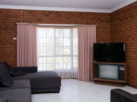 Vineyard Retreat Mildura - Darwin Holiday 1