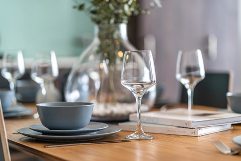 Vue Of The East End-Wifi - Netflix - Nespresso - Darwin Holiday 2