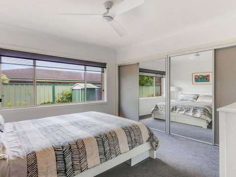 Walling-Clifton Gardens - Backing Onto Golf Course - Darwin Holiday 1