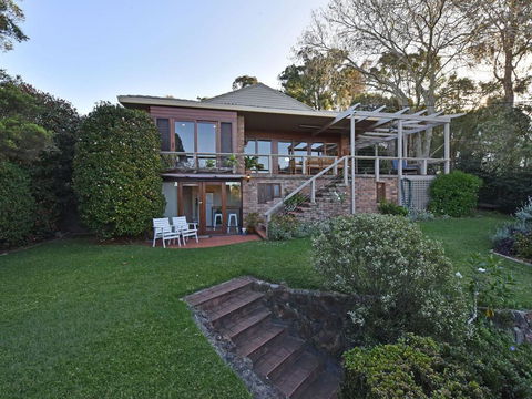 Wangi Waterfront Delight 4br Waterfront Reserve Home - Darwin Holiday 1