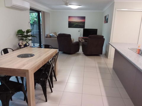 Waratah And Wattle Apartments - Darwin Holiday 0