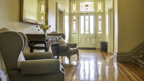 Waratah On York - Darwin Holiday 1