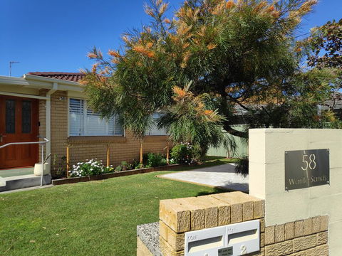 Warilla Sands - Darwin Holiday 1