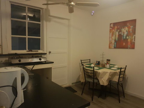 Warm Friendly Family Environment In Braybrook - Darwin Holiday 2