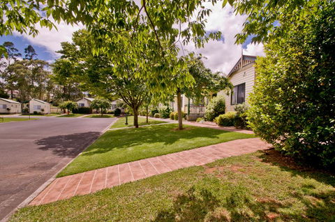 Warragul Gardens Holiday Park - Darwin Holiday 1