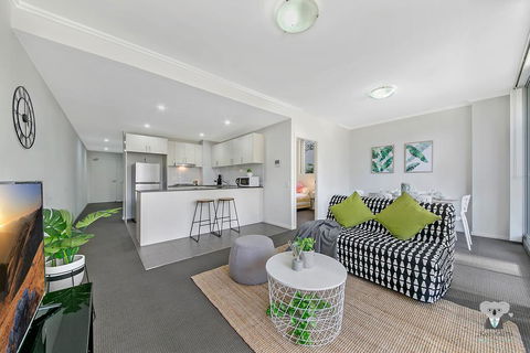 WARRICK FRAM 3 BEDS APT FREE PARKING WALK TO WESTFIELD CLOSE TO HOSPITAL NWF003 - Darwin Holiday 0
