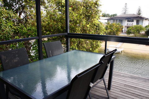 Water Front Room - Darwin Holiday 2