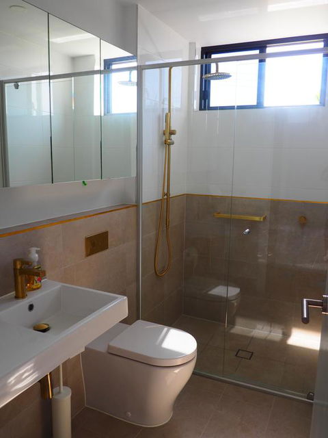 Waterfront Quiet Room - Darwin Holiday 1