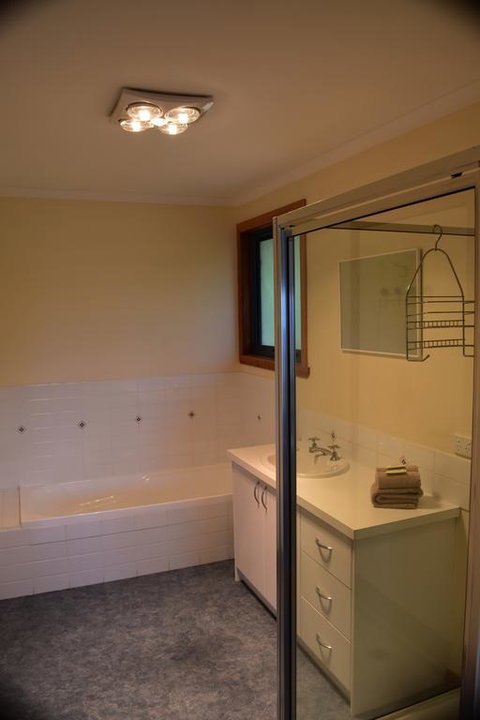 Waterline Holiday Home - Darwin Holiday 3