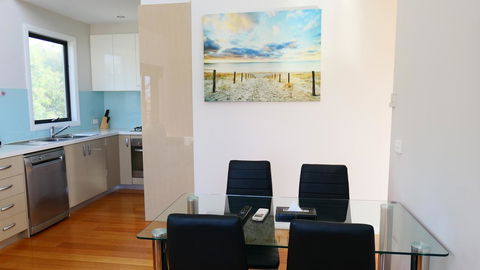 Apollo Bay Seal Apartments - Darwin Holiday 5
