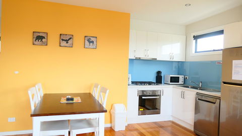 Apollo Bay Seal Apartments - Darwin Holiday 8