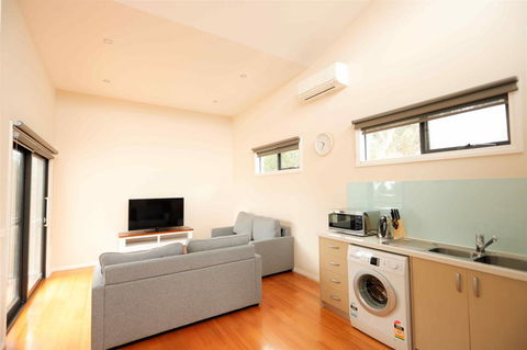 Apollo Bay Seal Apartments - Darwin Holiday 18