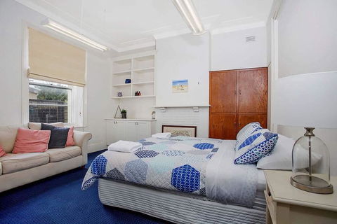 Plummers Mill - Central Townhouse - Darwin Holiday 8