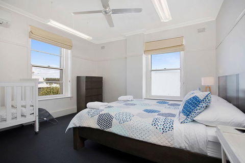 Plummers Mill - Central Townhouse - Darwin Holiday 3