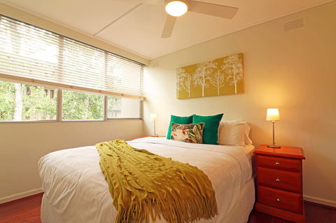 Colour Pop Fitzroy - 3 Bedroom Pet Friendly - Darwin Holiday 13