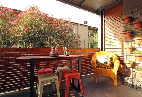 Colour Pop Fitzroy - 3 Bedroom Pet Friendly - Darwin Holiday 6