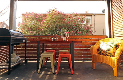 Colour Pop Fitzroy - 3 Bedroom Pet Friendly - Darwin Holiday 8