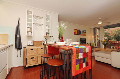 Colour Pop Fitzroy - 3 Bedroom Pet Friendly - Darwin Holiday 0