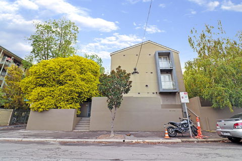 Colour Pop Fitzroy - 3 Bedroom Pet Friendly - Darwin Holiday 28