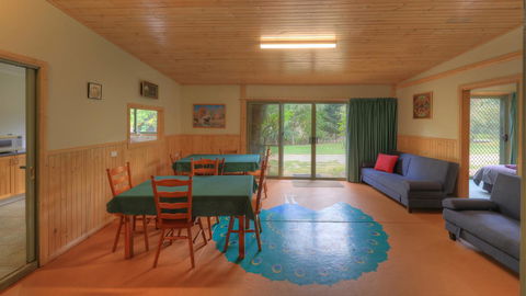 Aspens Springs Farmstay - Darwin Holiday 6