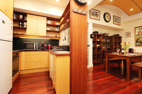Majorca Magic On Flinders Lane - Rejuvenate Stays - Darwin Holiday 31