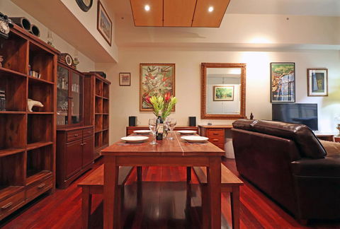 Majorca Magic On Flinders Lane - Rejuvenate Stays - Darwin Holiday 35