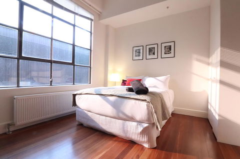 Majorca Magic On Flinders Lane - Rejuvenate Stays - Darwin Holiday 9