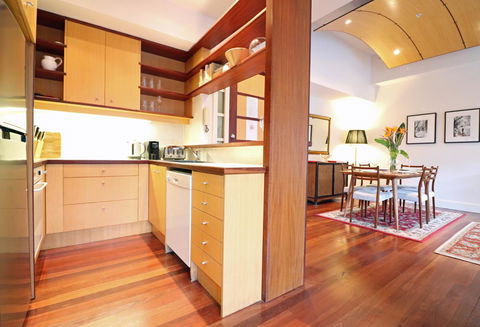 Majorca Magic On Flinders Lane - Rejuvenate Stays - Darwin Holiday 4