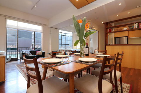 Majorca Magic On Flinders Lane - Rejuvenate Stays - Darwin Holiday 22