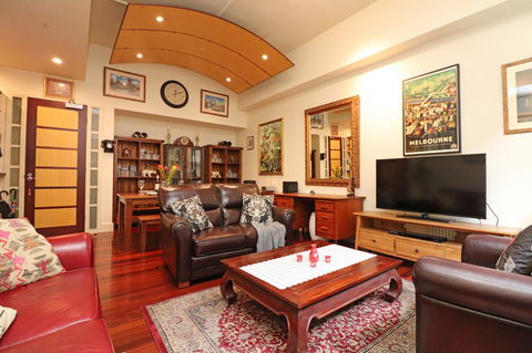 Majorca Magic On Flinders Lane - Rejuvenate Stays - Darwin Holiday 26