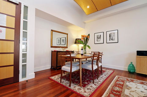 Majorca Magic On Flinders Lane - Rejuvenate Stays - Darwin Holiday 5