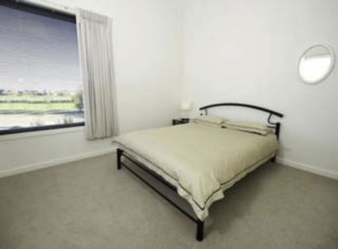 19 Glen Eagles Close - Darwin Holiday 8
