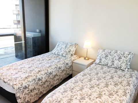 Auzzie Apartments Docklands, Melbourne - Darwin Holiday 28