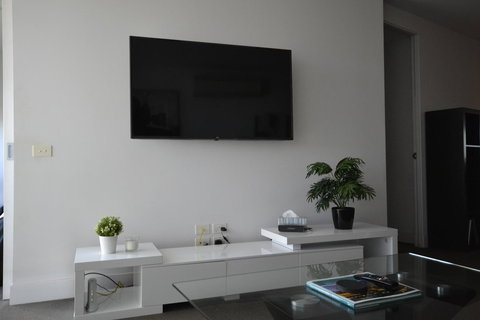 Society Accommodation - Darwin Holiday 9