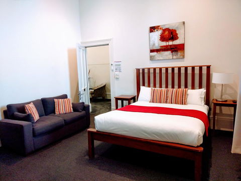 Ansonia On Lydiard - Darwin Holiday 32
