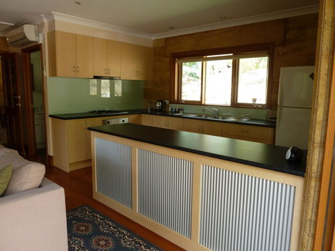 Bundjil Studio - Darwin Holiday 16