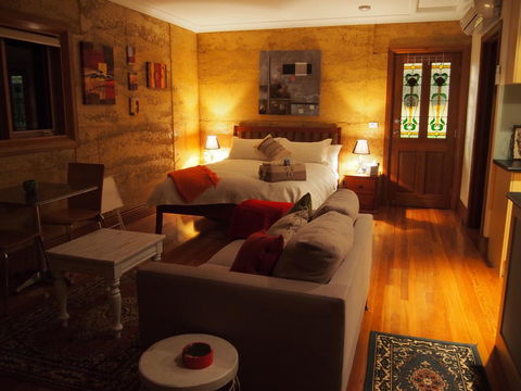 Bundjil Studio - Darwin Holiday 22