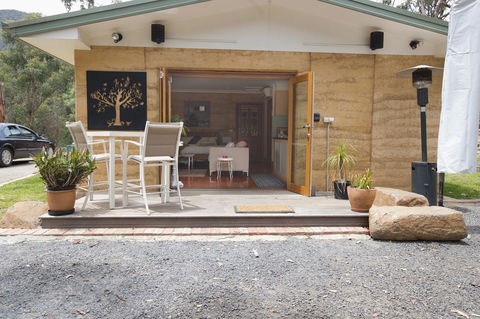 Bundjil Studio - Darwin Holiday 2