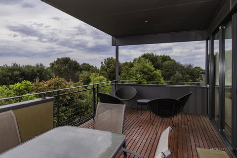 1 Pebble Place - Darwin Holiday 8