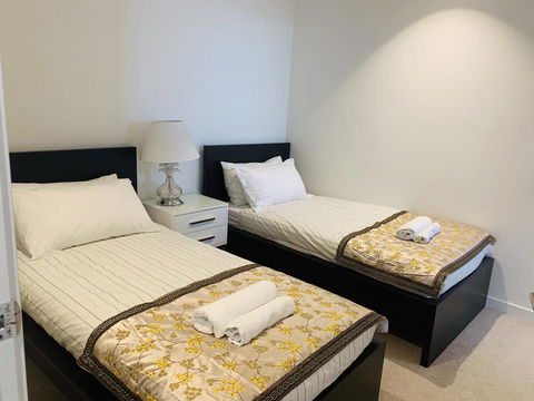 Southbank Seaview Apartment - Darwin Holiday 6