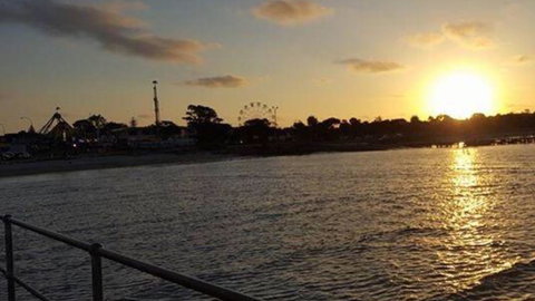 Nest On A Crest - Darwin Holiday 42