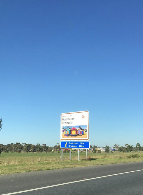Nest On A Crest - Darwin Holiday 39